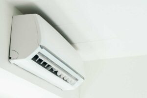 Ar condicionado 24000 BTUs: potência e eficiência para climatizar ambientes amplos