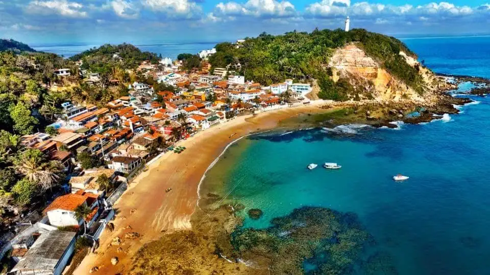 Boipeba e Morro de São Paulo revelam festivais que marcam o início do verão baiano