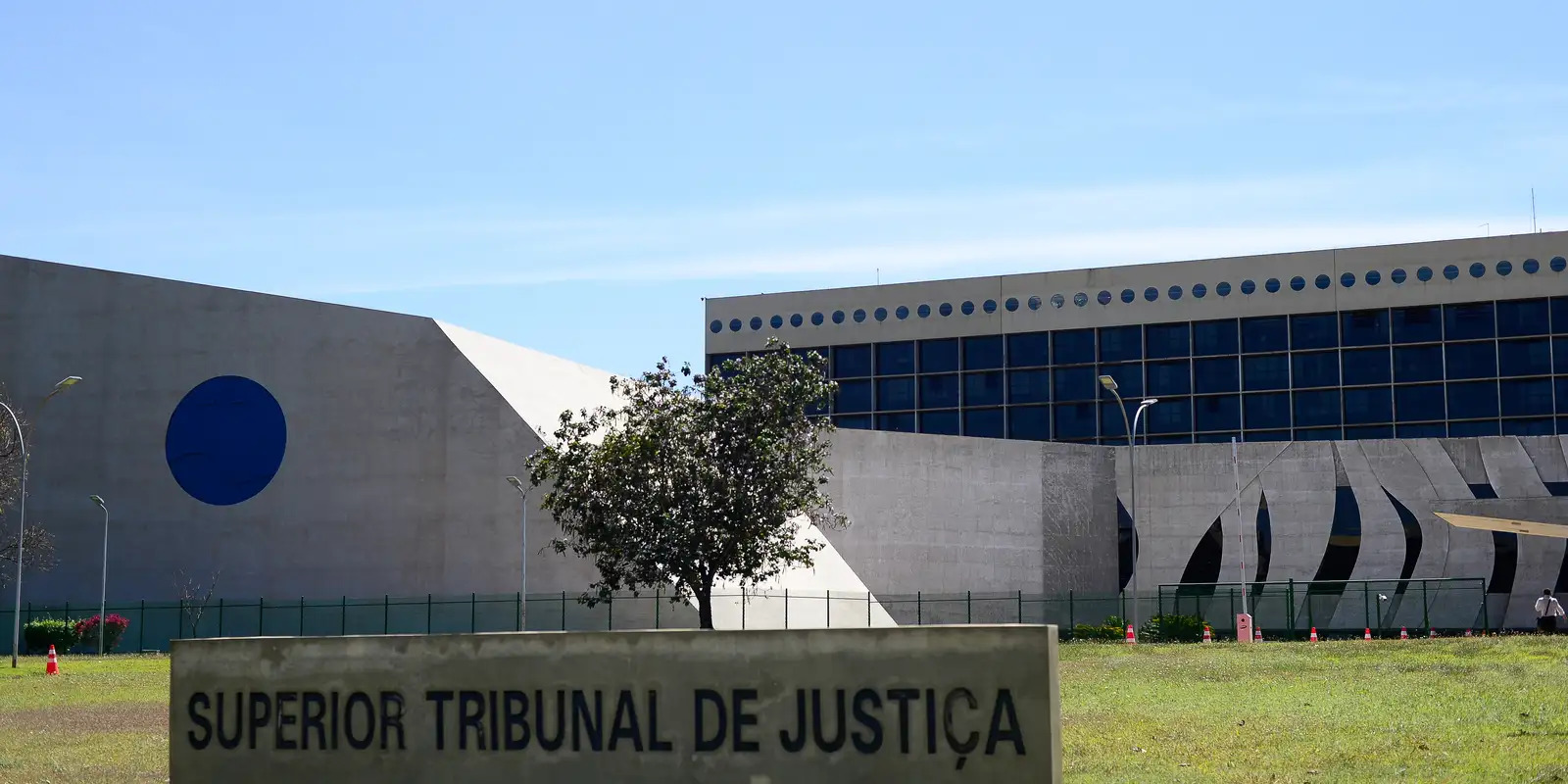 Judiciário passa por reformas para modernização de processos no Brasil