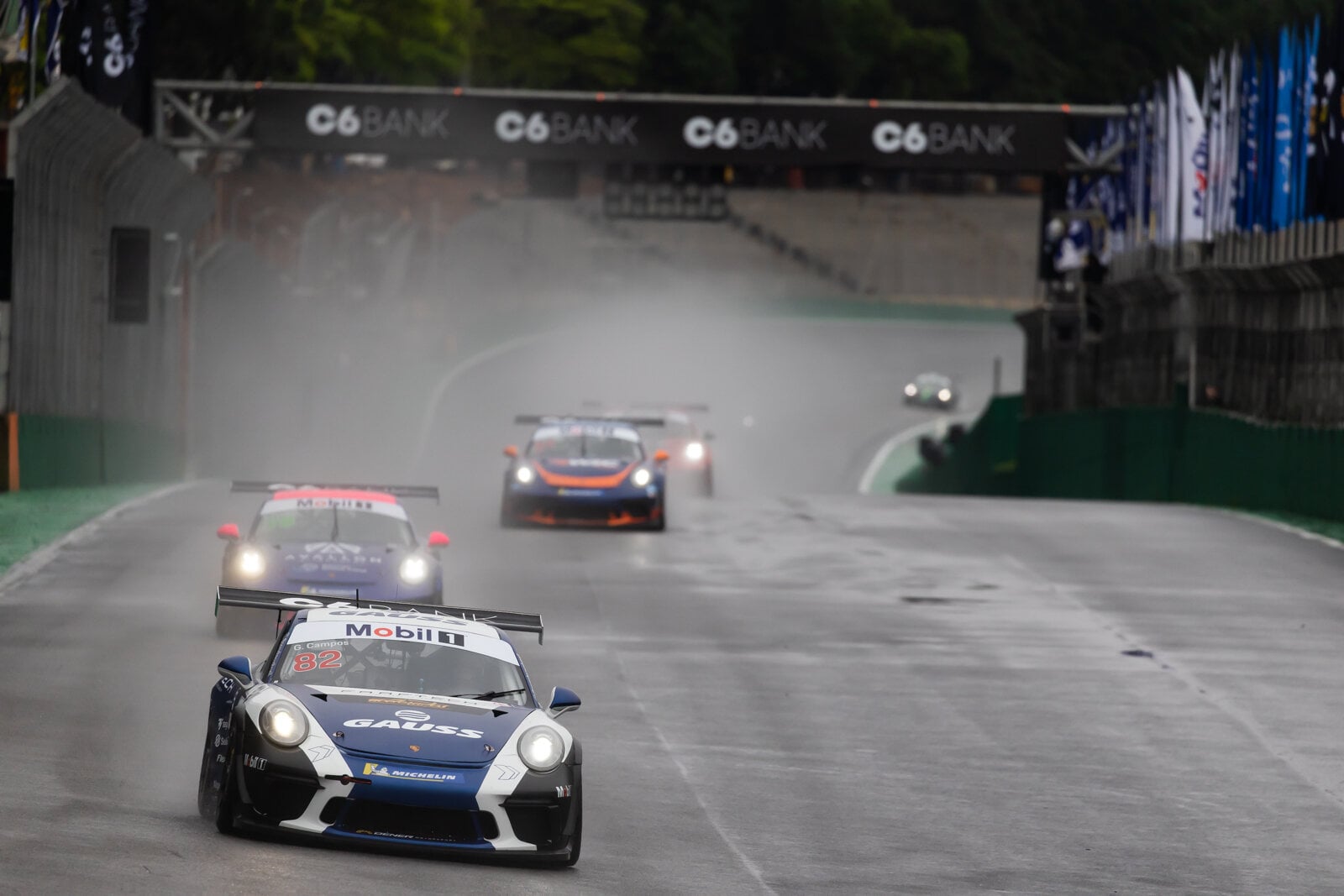 Porsche Cup: Campos revela reflexão sobre o campeonato durante a corrida 2 da Sprint Challenge